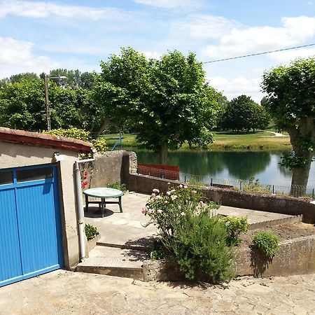 Le Gite Du Port Saint-Pierre-de-Boeuf Cameră foto